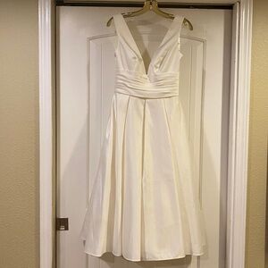 DB Studios T-Length Winter White wedding Dress size 4
